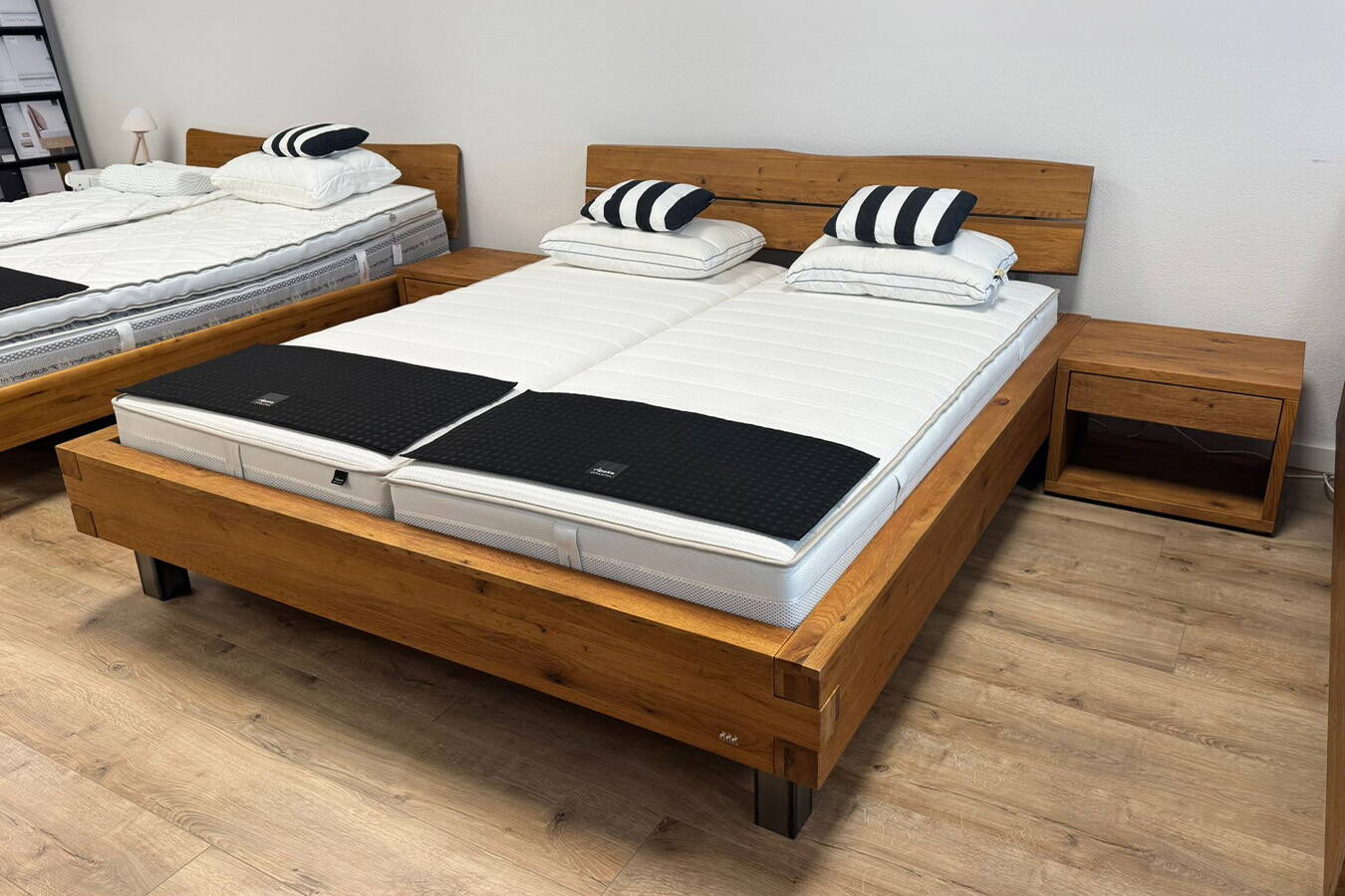 Hasena Pilatus Bettrahmen Abverkauf ab Luzern Hasena Pilatus Bettrahmen Abverkauf ab Luzern